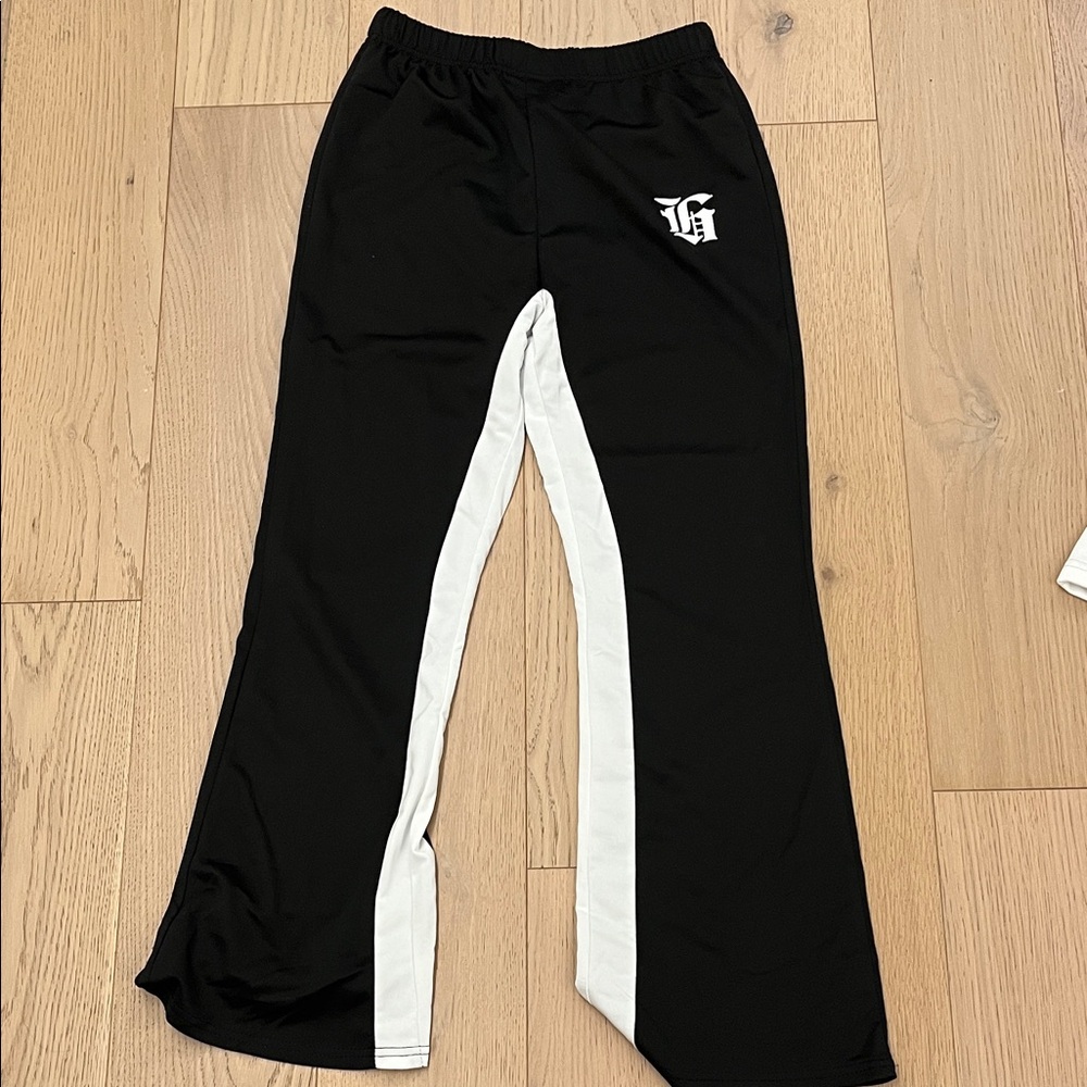 Black Shien 100% polyester flare pants